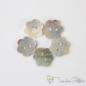 Preview: set of 5 mother-of-pearl flower buttons - 13mm - 2 holes