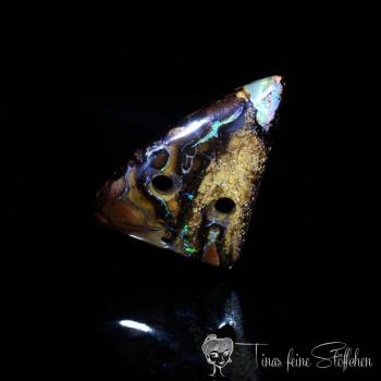 Koroit Boulder Opal Button - 15,86ct - 2 holes