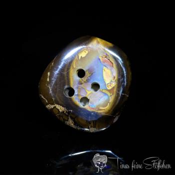 Koroit Boulder Opal Button - 24,24ct - 4 holes