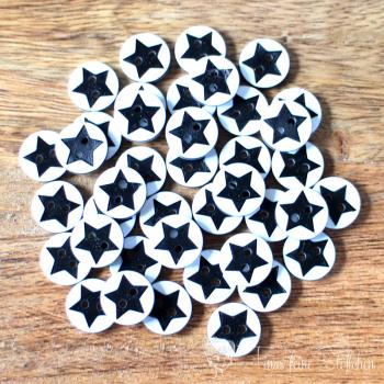 13mm plastic button with star