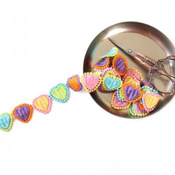 Colourful hearts embroidered lace - approx. 2.6cm wide