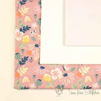 Cotton jesery fabric package with flowers in old pink and offwhite