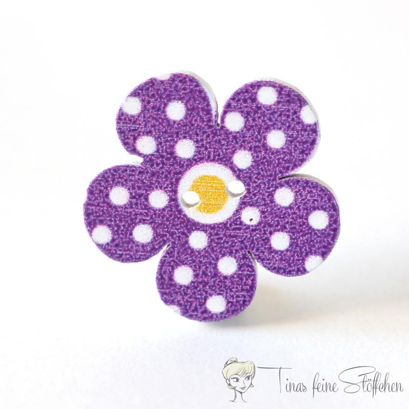 Wooden button flower dark purple with white dots, 2 holes