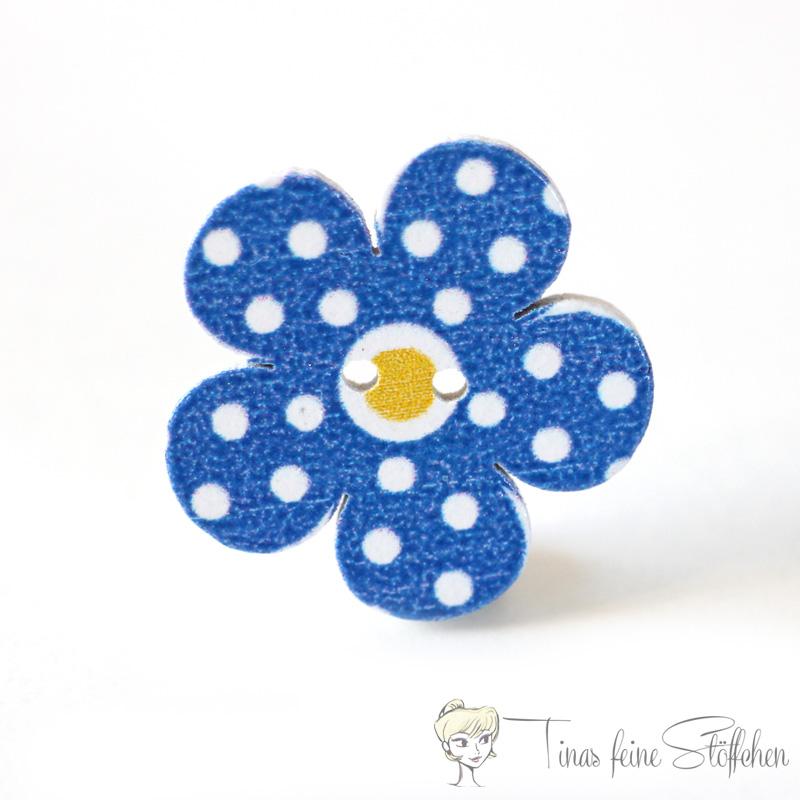 Wooden button flower blue with white dots, 2 holes