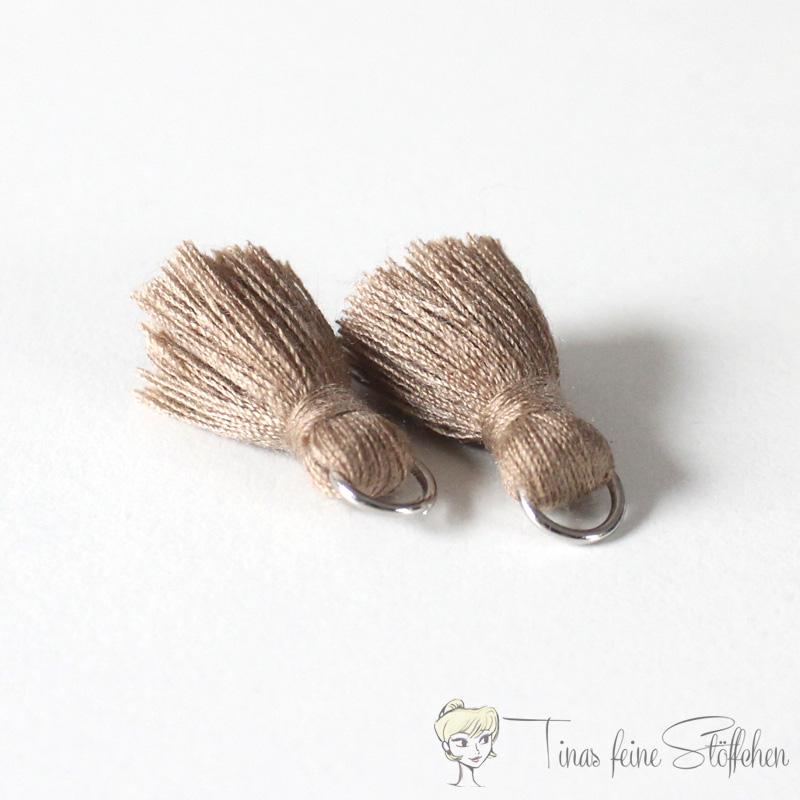 2cm tassel greyish brown cotton - with metal ring